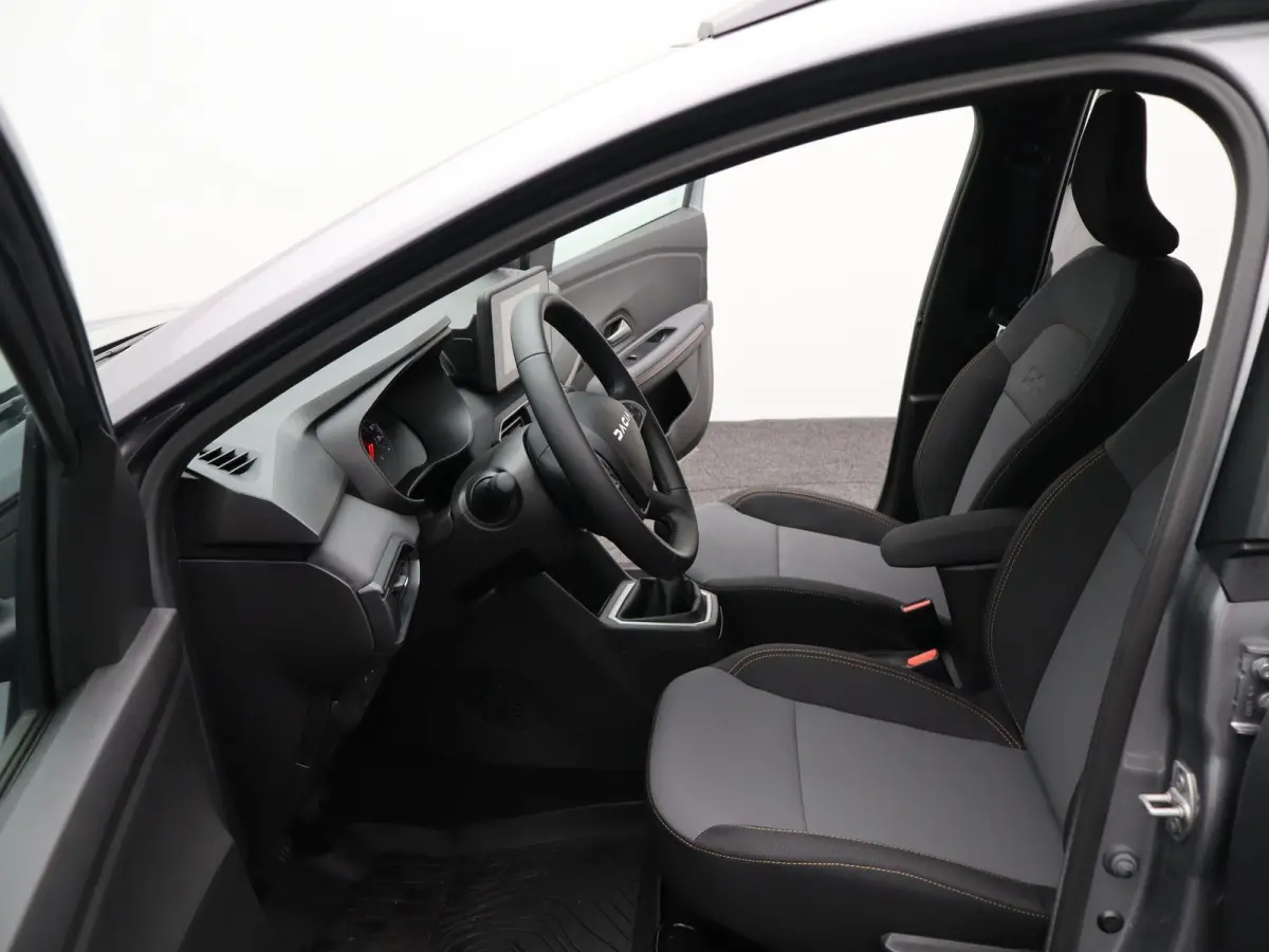 Eco-G extreme 7-zits | Parkeercamera | Navigatie | Climate Control |