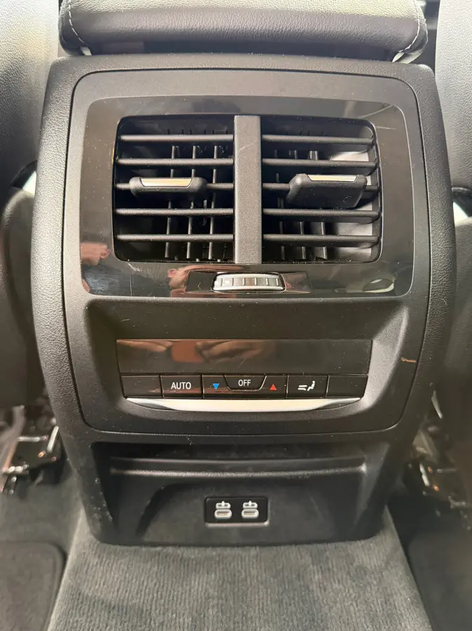 XDrive30e High Executive / 1e eigenaar/ leder/led