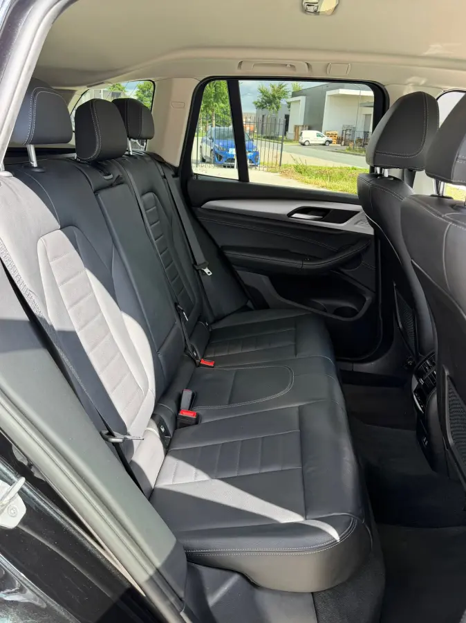 XDrive30e High Executive / 1e eigenaar/ leder/led