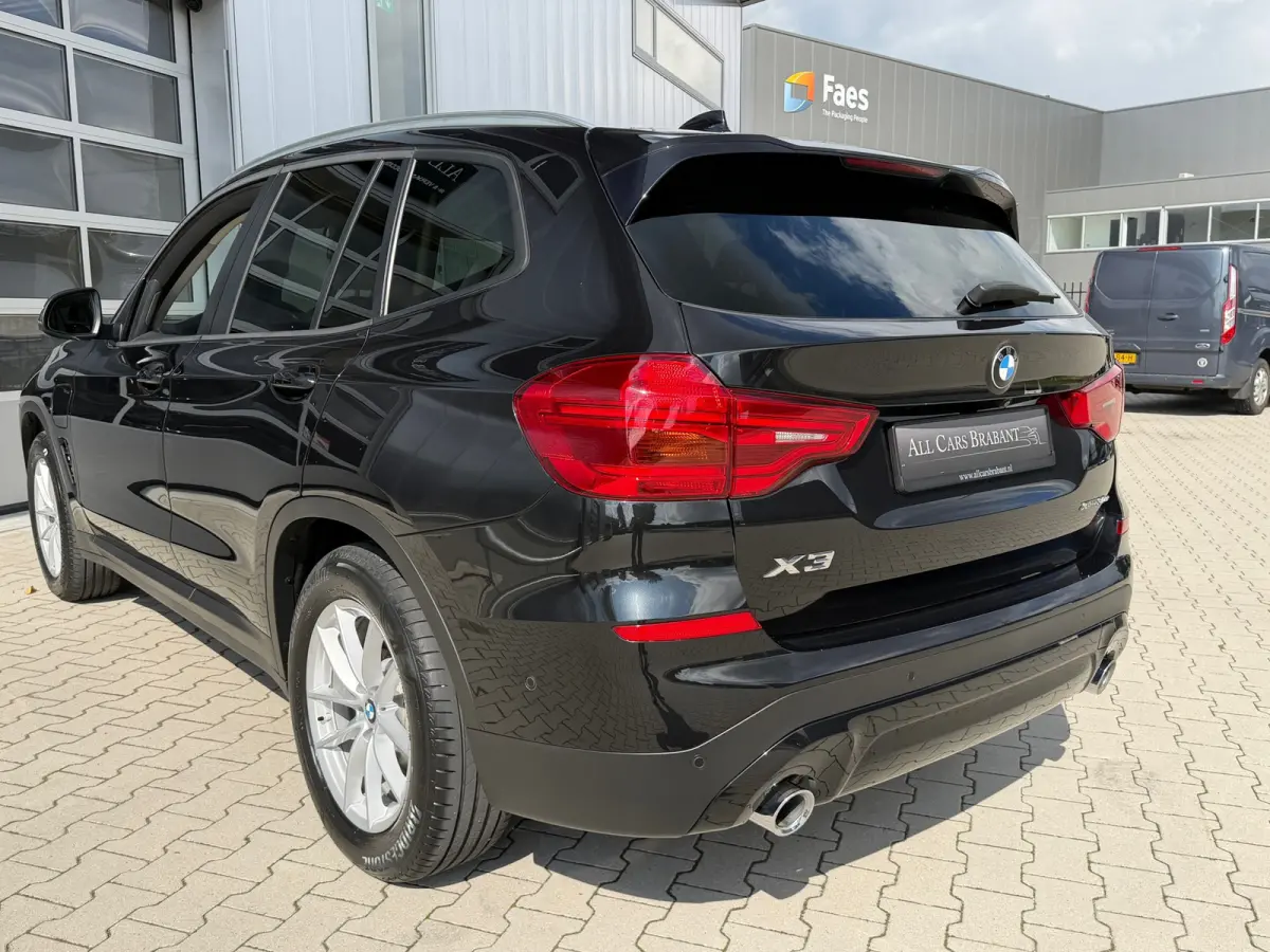 XDrive30e High Executive / 1e eigenaar/ leder/led
