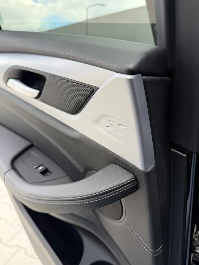 XDrive30e High Executive / 1e eigenaar/ leder/led