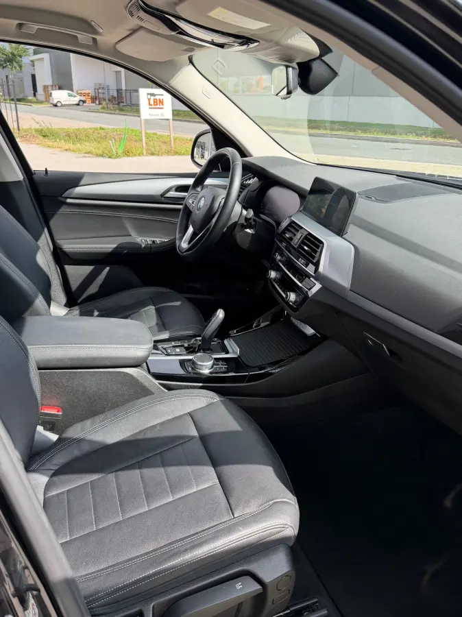 XDrive30e High Executive / 1e eigenaar/ leder/led
