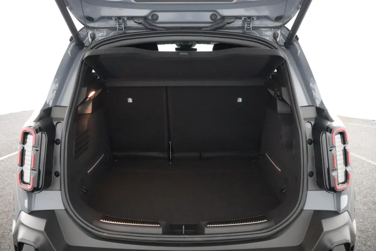 iconic “plein sud™” 150 pk comfort range | Harman Kardon | Pack advanced driving assist |