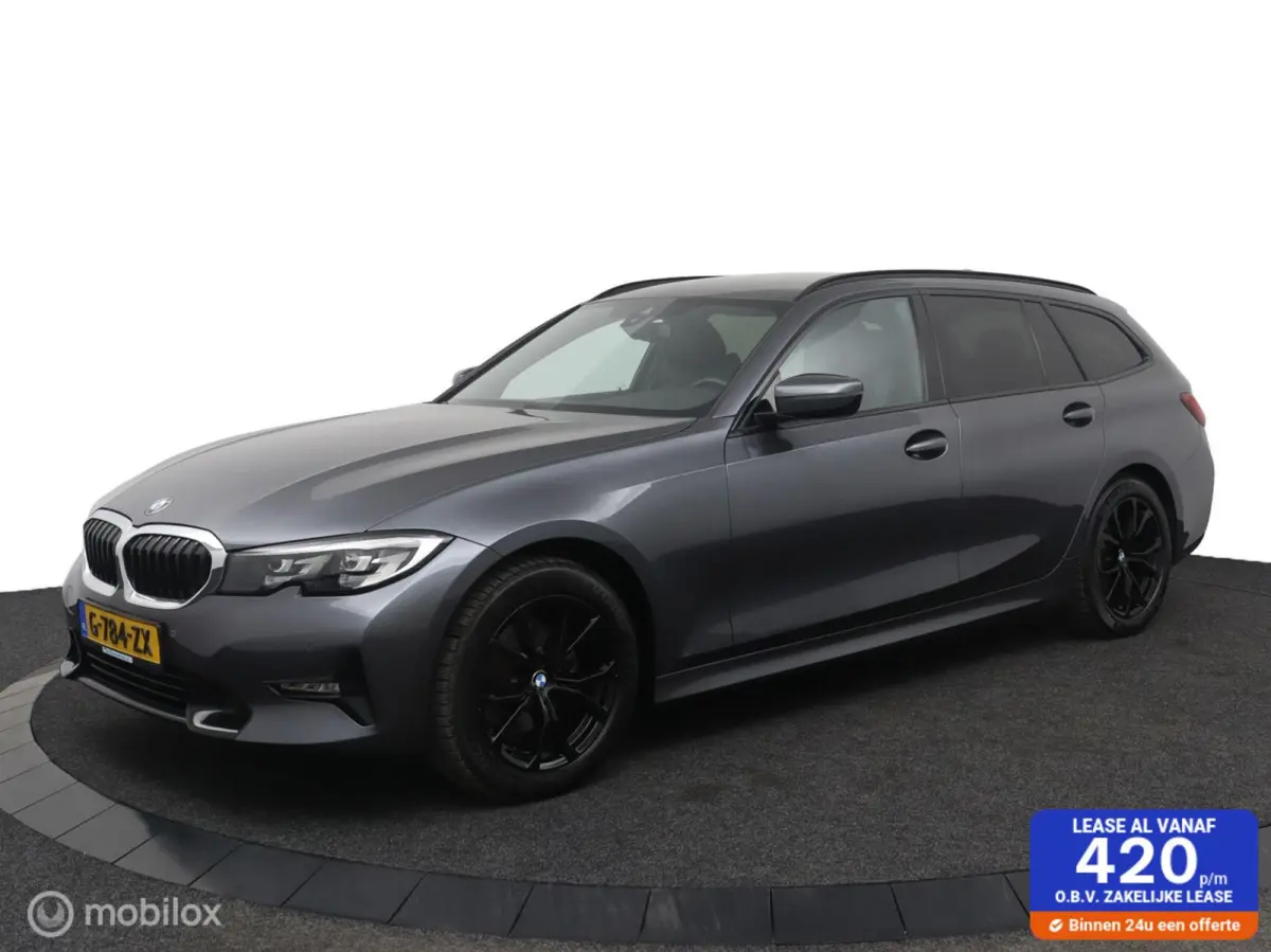 320i Executive
