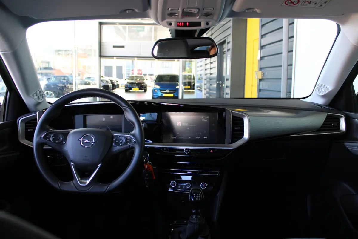 1.2 Elegance | Achteruitrijcamera | Apple carplay & Android auto | Climate control |