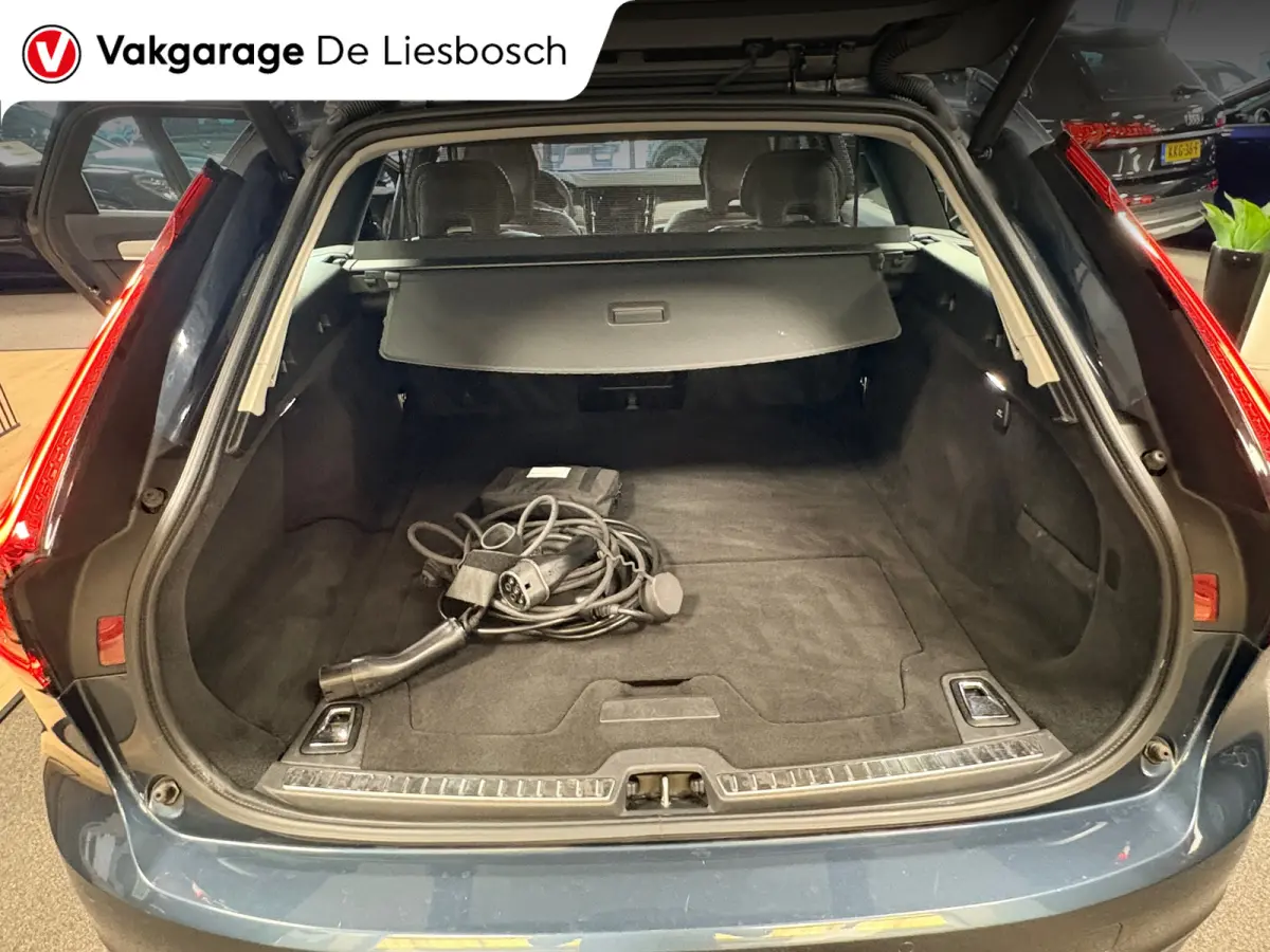 2.0 T6 AWD Business Pro Automaat / Pano / leder / Harman Kardon / navi / camera/ head up