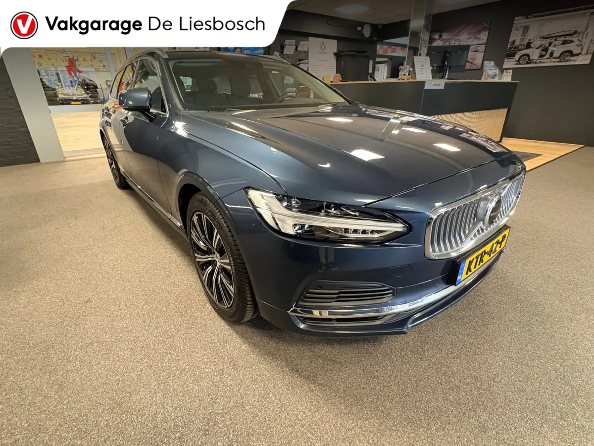 2.0 T6 AWD R-Design/pano/leer/harman kardon/navi/camera/head up