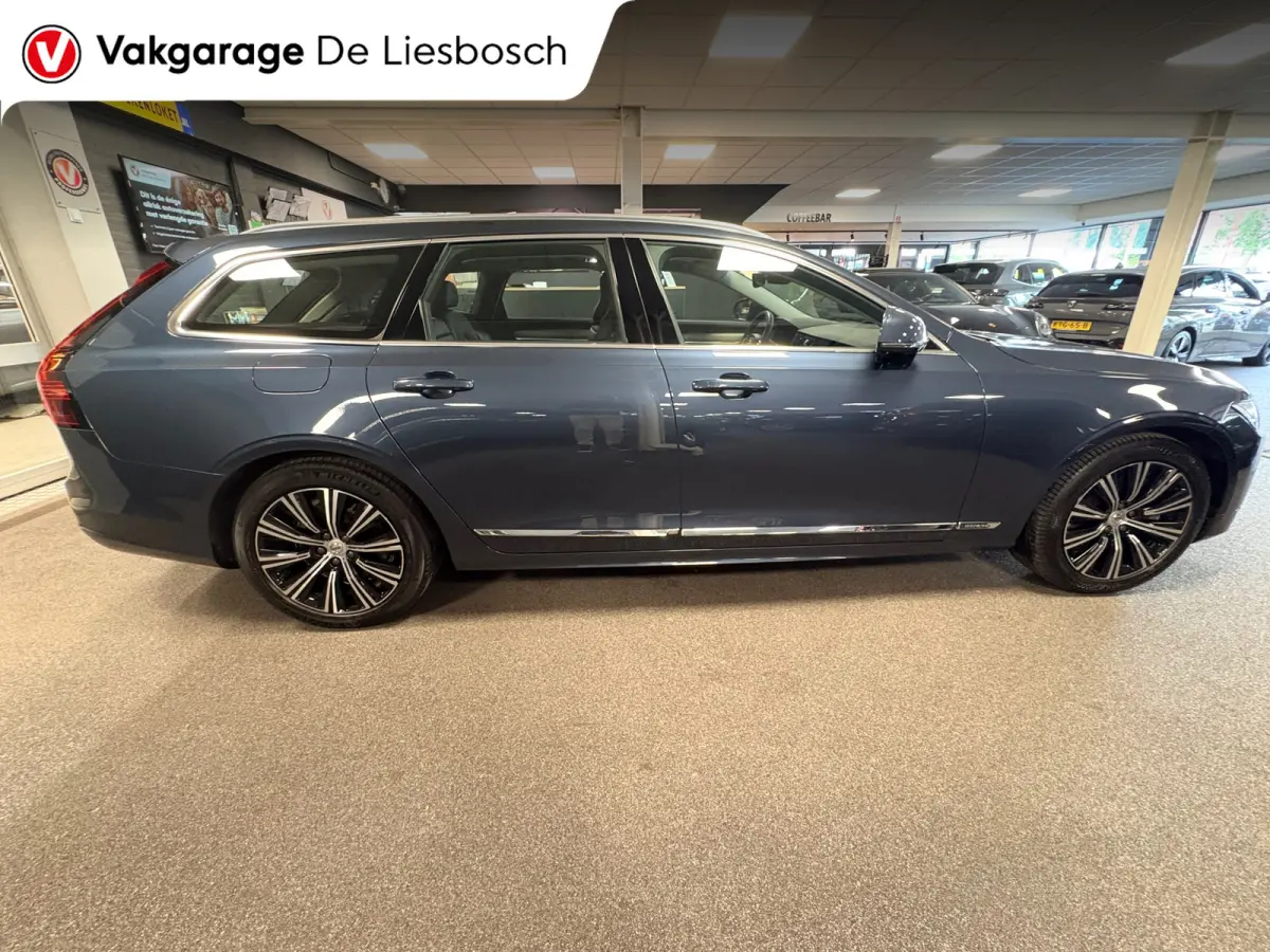 2.0 T6 AWD R-Design/pano/leer/harman kardon/navi/camera/head up