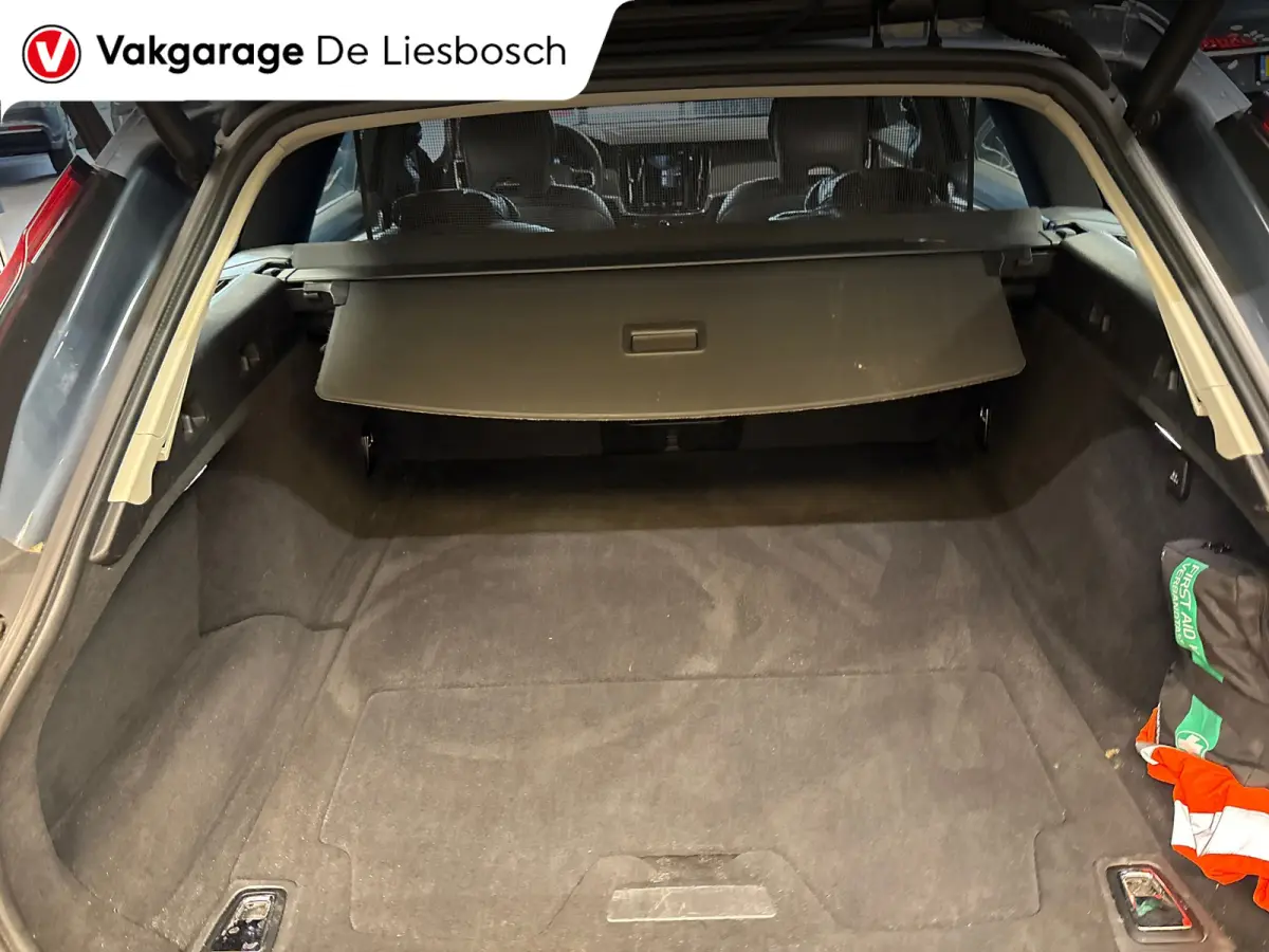 2.0 T6 AWD Business Pro Automaat / Pano / leder / Harman Kardon / navi / camera/ head up
