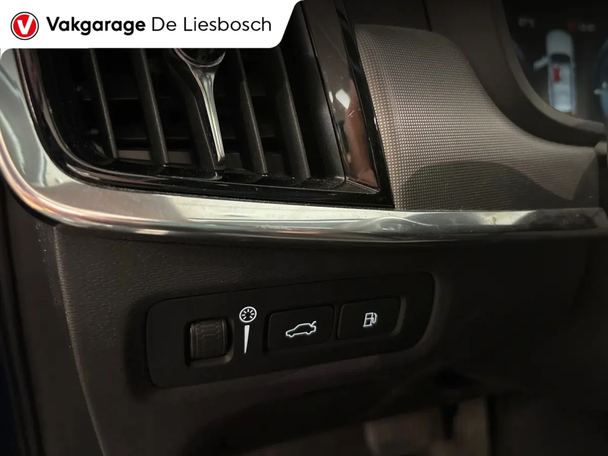 2.0 T6 AWD Business Pro Automaat / Pano / leder / Harman Kardon / navi / camera/ head up