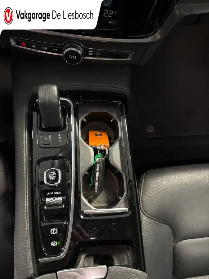 2.0 T6 AWD Business Pro Automaat / Pano / leder / Harman Kardon / navi / camera/ head up