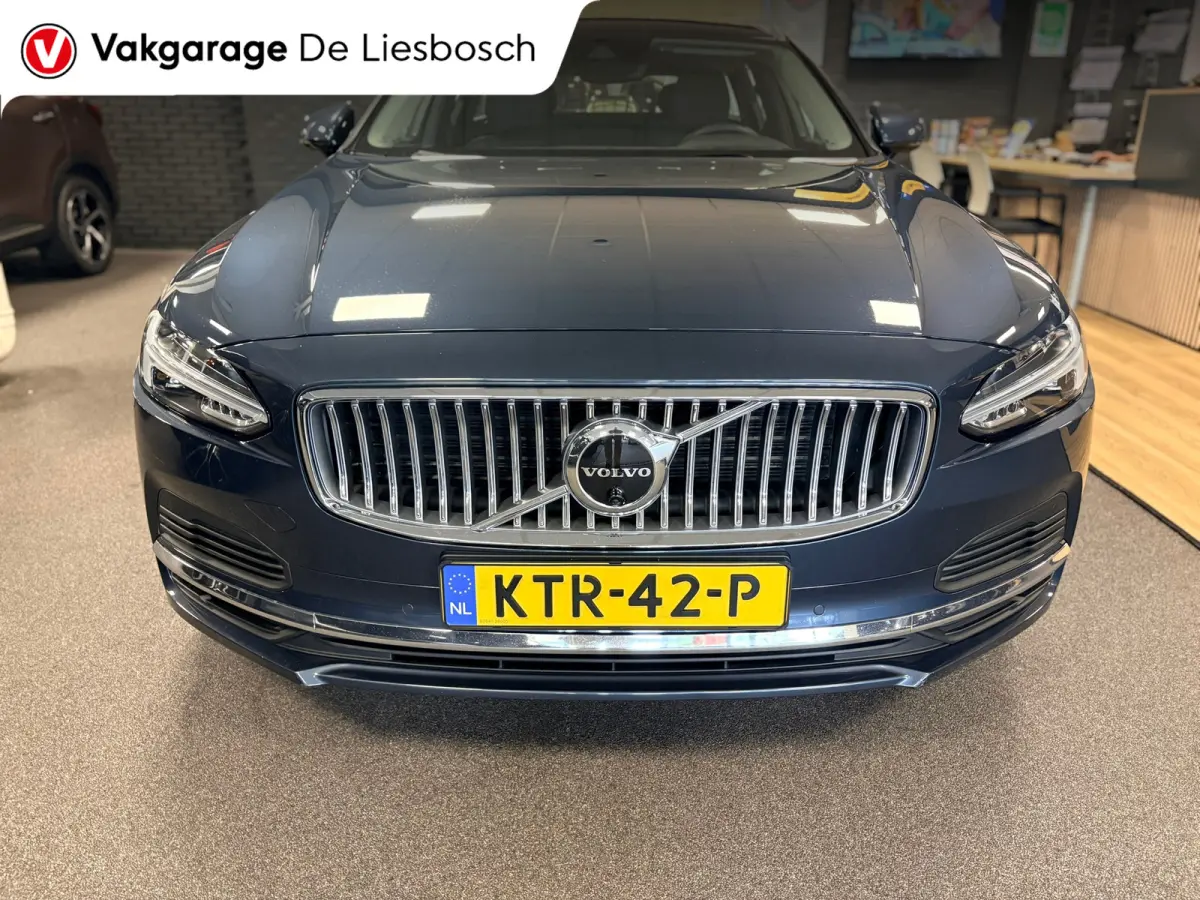 2.0 T6 AWD R-Design/pano/leer/harman kardon/navi/camera/head up