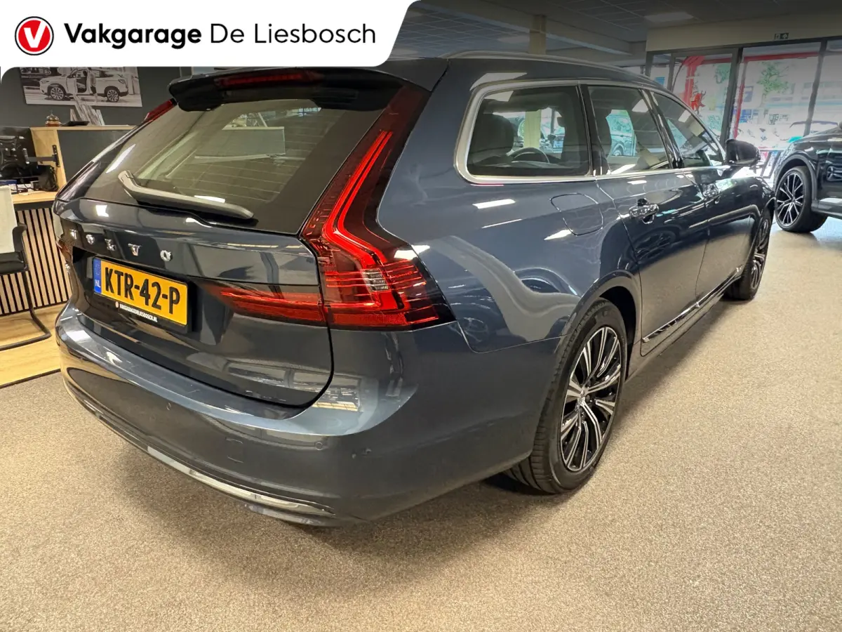 2.0 T6 AWD Business Pro Automaat / Pano / leder / Harman Kardon / navi / camera/ head up