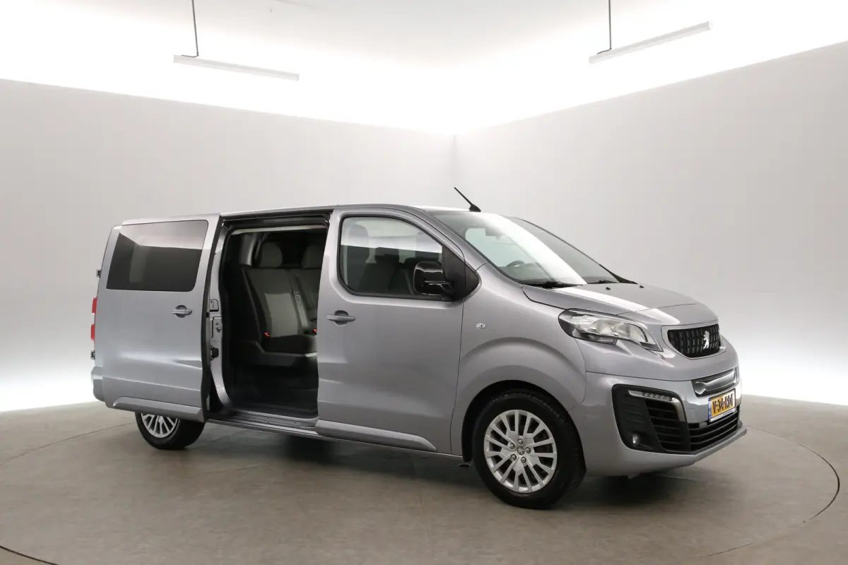 Long Premium 75 kWh L3H1 Long Range | Snelladen | SOH 98% | DC | 6 Zits | Airco | Camera | Cruise | Carplay | 3 Zits | 2xSchuifdeur