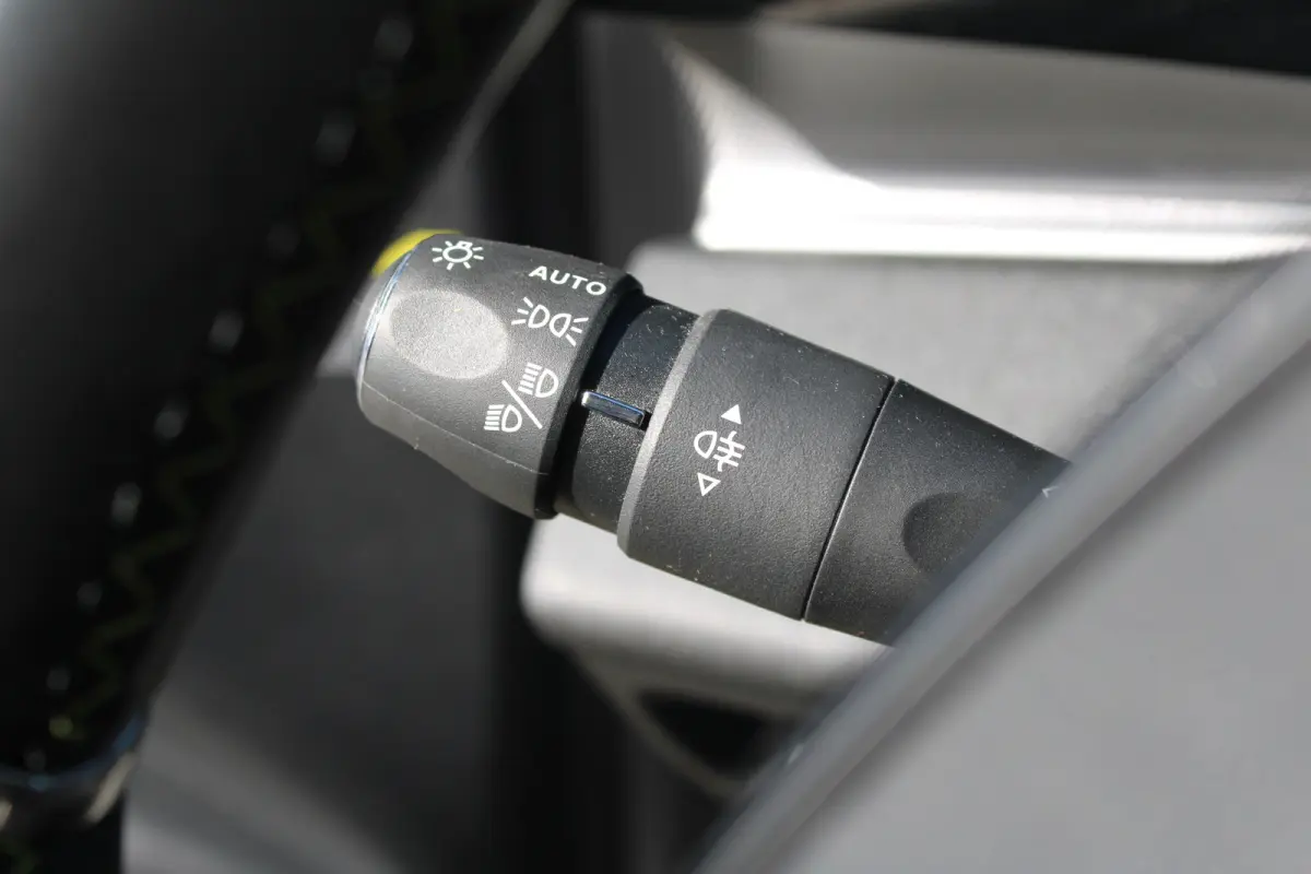 1.6 HYbrid 180 GT Pack Business SoH 94% | Lederen Bekleding | Focal Hi-Fi | Glazen Schuif-/Kantel Dak | 360-Camera
