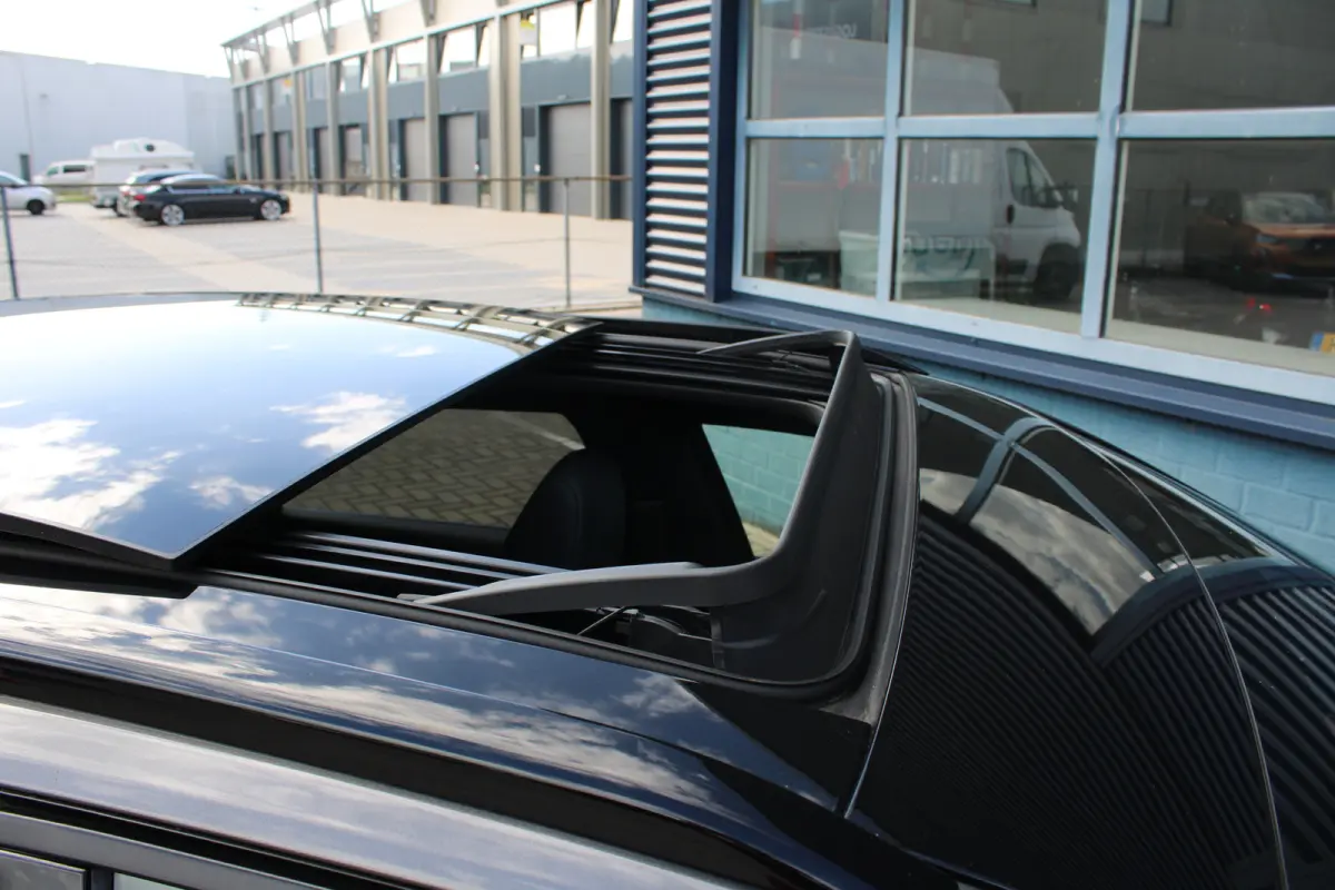 1.6 HYbrid 180 GT Pack Business SoH 94% | Lederen Bekleding | Focal Hi-Fi | Glazen Schuif-/Kantel Dak | 360-Camera