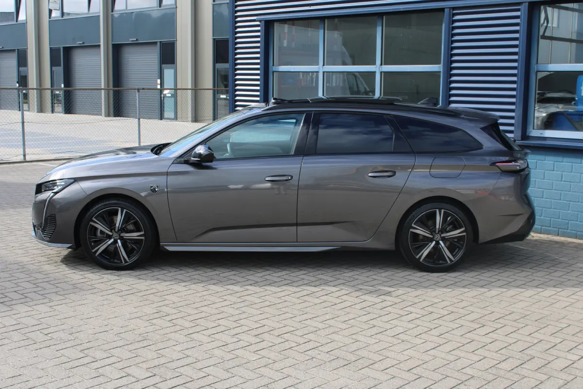 1.6 HYbrid 180 GT Pack Business SoH 94% | Lederen Bekleding | Focal Hi-Fi | Glazen Schuif-/Kantel Dak | 360-Camera