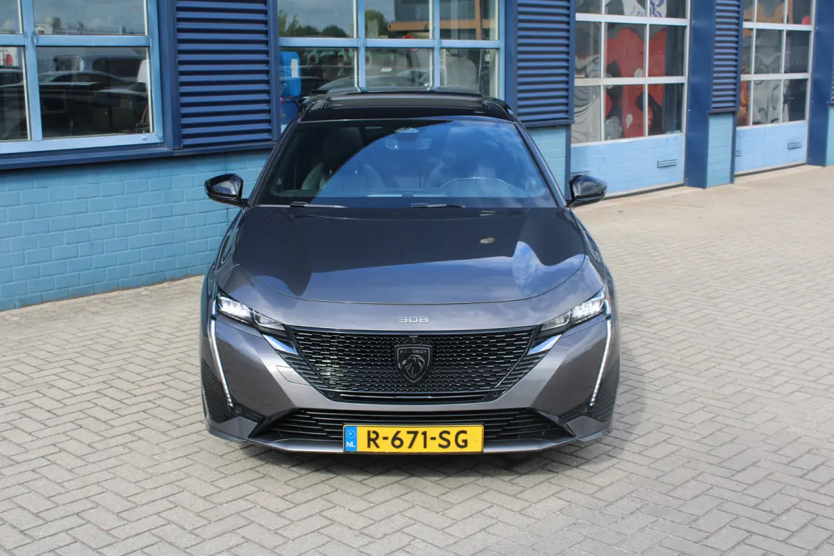 1.6 HYbrid 180 GT Pack Business SoH 94% | Lederen Bekleding | Focal Hi-Fi | Glazen Schuif-/Kantel Dak | 360-Camera