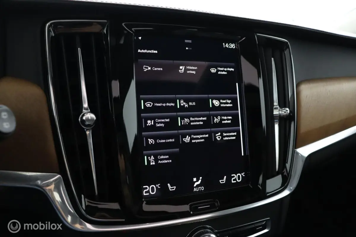 2.0 T4 Inscription | Massage | Panoramadak | BLISS | Adaptive Cruise | Camera | Head Up | Trekhaak | Keyless | Harman Kardon | Geventileerde Stoelen