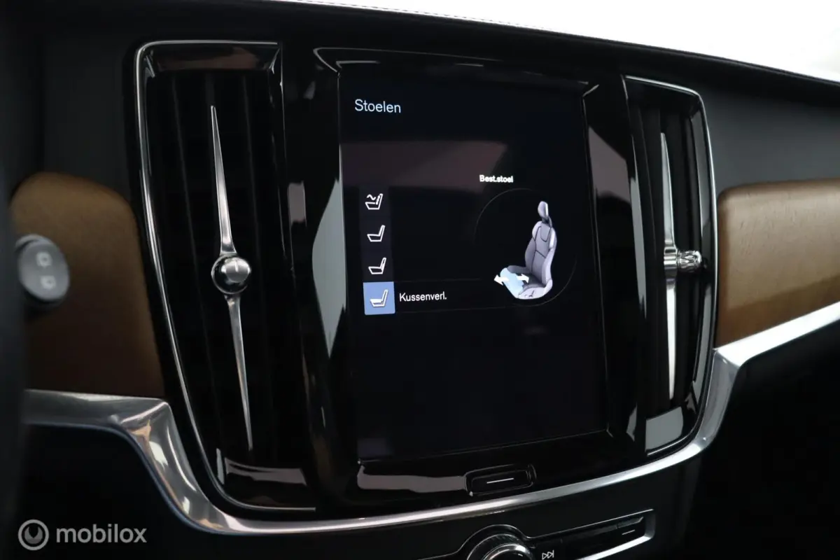 2.0 T4 Inscription | Massage | Panoramadak | BLISS | Adaptive Cruise | Camera | Head Up | Trekhaak | Keyless | Harman Kardon | Geventileerde Stoelen