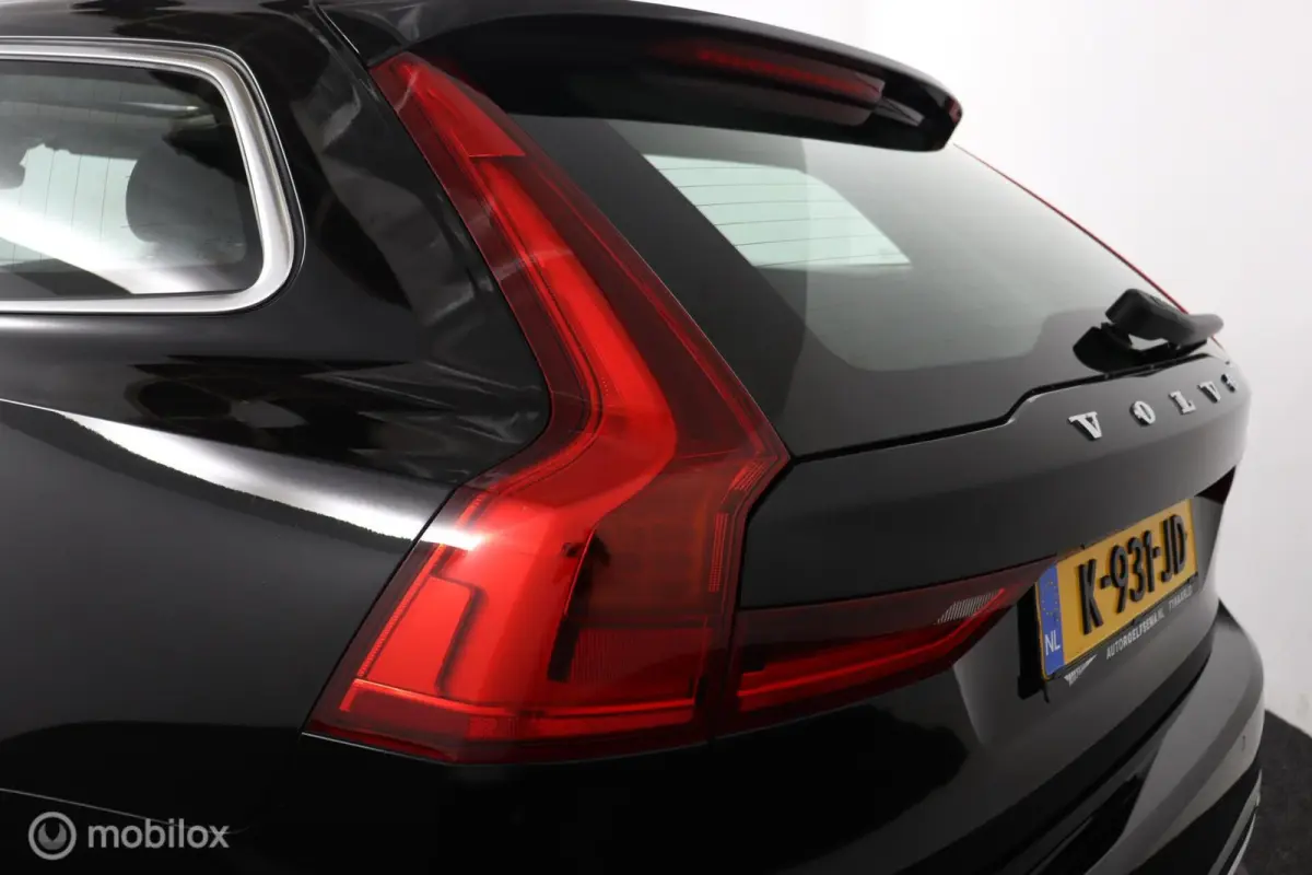 2.0 T4 Inscription | Massage | Panoramadak | BLISS | Adaptive Cruise | Camera | Head Up | Trekhaak | Keyless | Harman Kardon | Geventileerde Stoelen