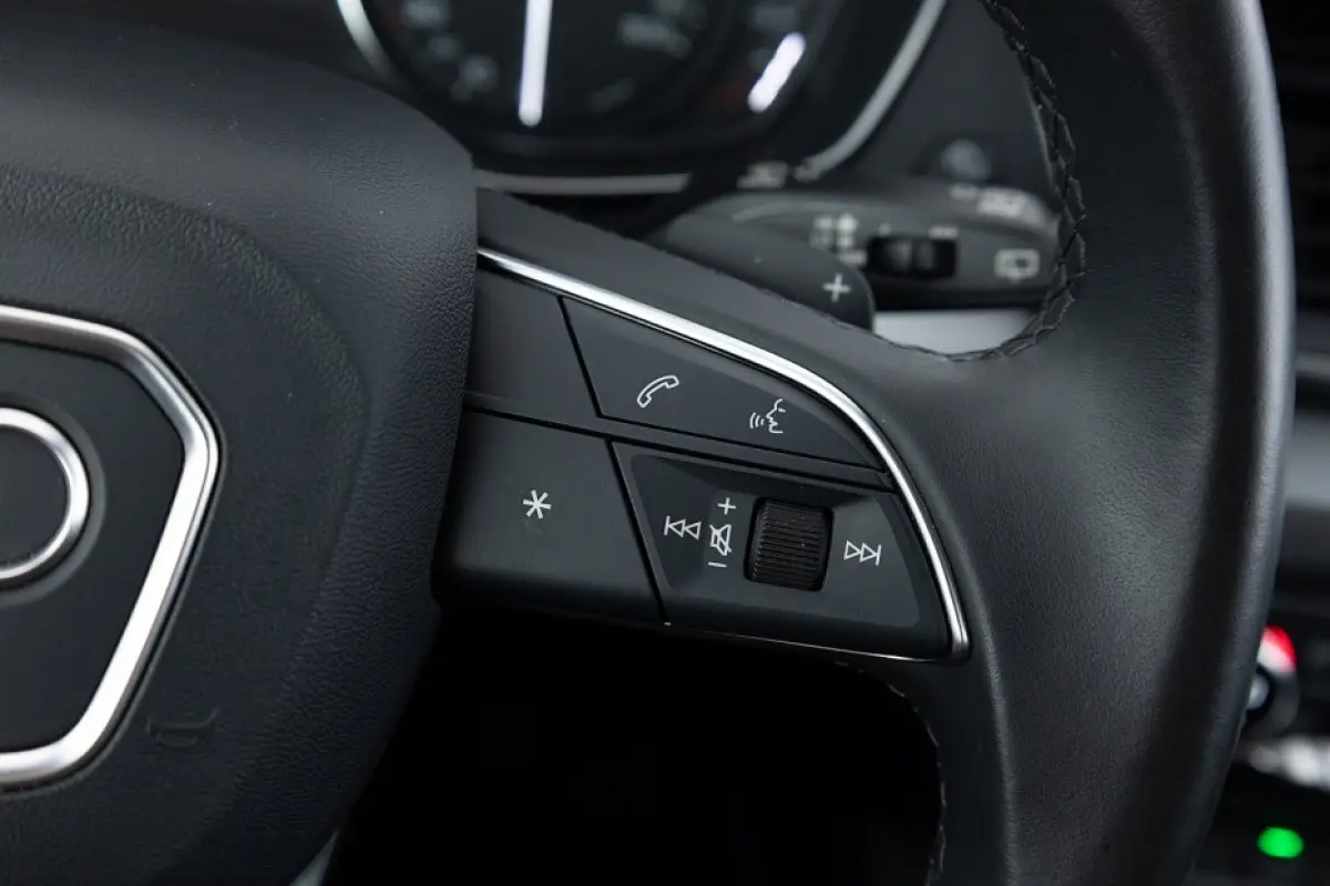 50 TFSI e Business Executive | LEDER | Full LED | PHEV !