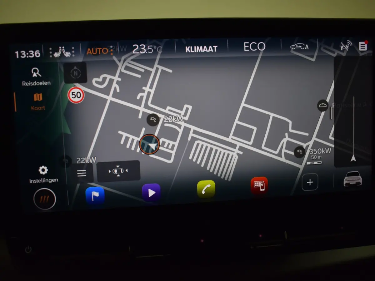 Adrenaline One 62 kWh l Achteruitrijcamera | App connect | Stoel en Stuurverwarming  l Navi l PDC l Adaptive Cr Control l 1e Eigenaar l 19"LMV