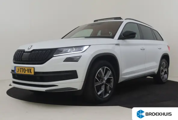 1.5 TSI Sportline Business 7p. l Elektr. Trekhaak l Pano Dak l Elekt. Stoel incl Memory l Elektr. Klep l 19" l Adaptive Cr Control