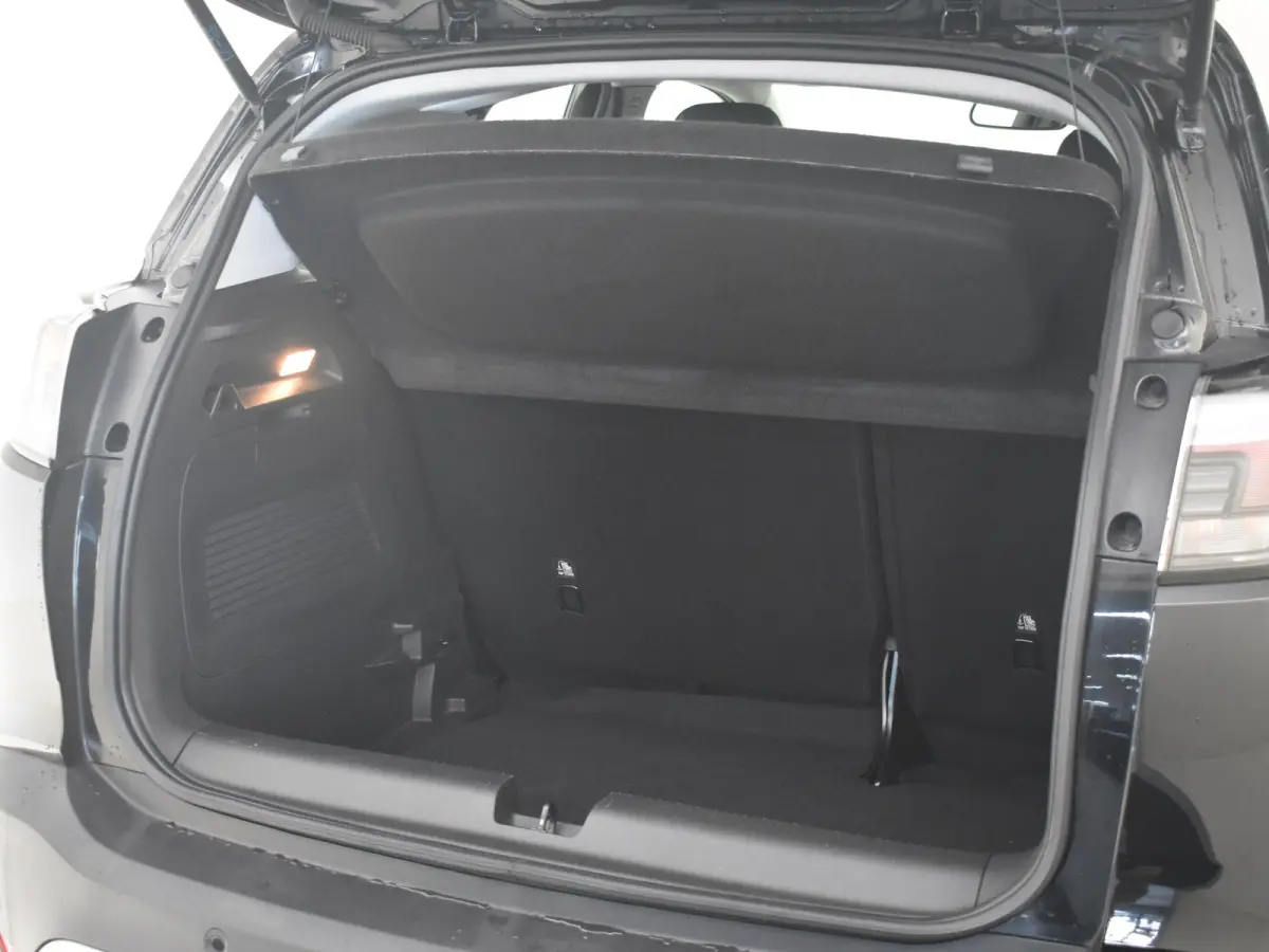 1.2 Turbo Elegance l Camera l Parkeersensoren l Cruise control  l 16"Lm velgen l Climate Control l DAB | LED |