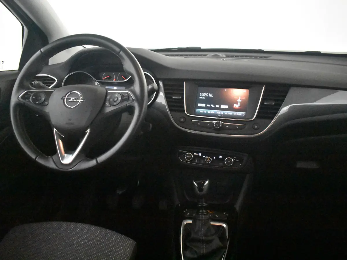1.2 Turbo Elegance l Camera l Parkeersensoren l Cruise control  l 16"Lm velgen l Climate Control l DAB | LED |