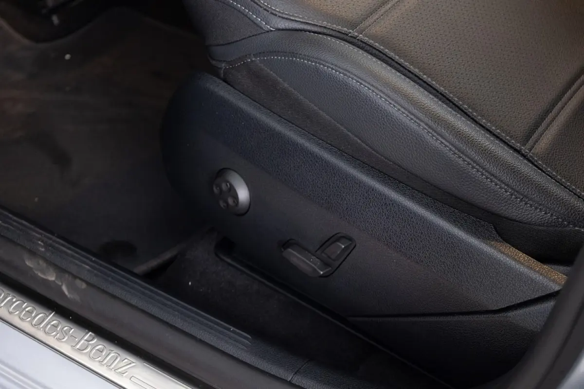 4MATIC Business Line | LEDER | CAMERA | Full LED | NAVI
