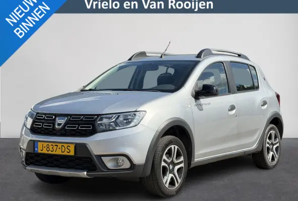 1.0 TCe Bi-Fuel Serie Limitee 15th Anniv. Camera | Cruise | Clima | Navi | PDC | Bluetooth ( Vestiging - Nieuwegein )