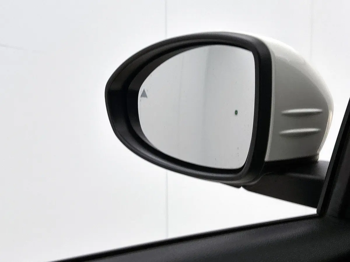 118pk Icon 42 kWh Automaat | ACCU 96% | Apple Carplay/Android Auto | Armsteun | Camera | Climate Control | Cruise Control | StoelVerwarming | Isofix | Parkeersensoren | DAB Radio |