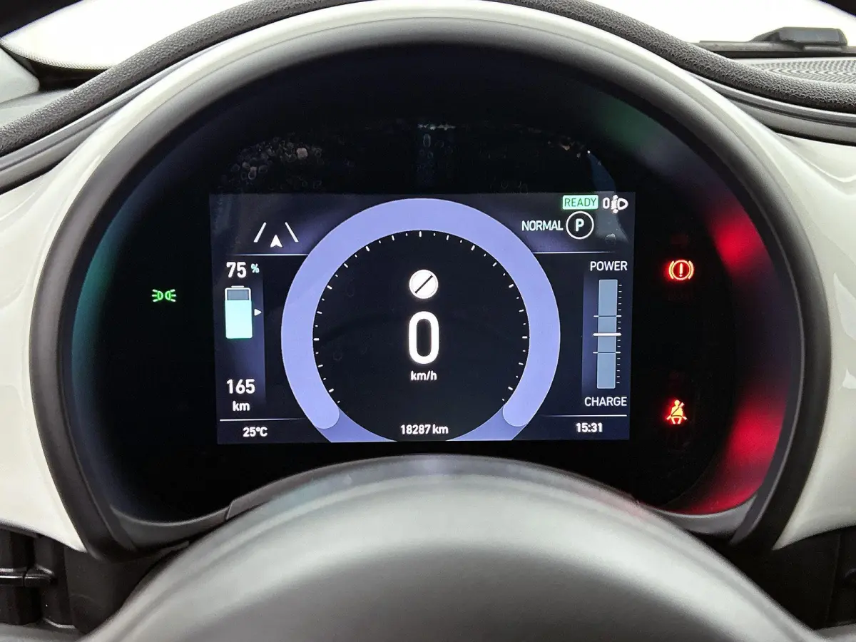 118pk Icon 42 kWh Automaat | ACCU 96% | Apple Carplay/Android Auto | Armsteun | Camera | Climate Control | Cruise Control | StoelVerwarming | Isofix | Parkeersensoren | DAB Radio |