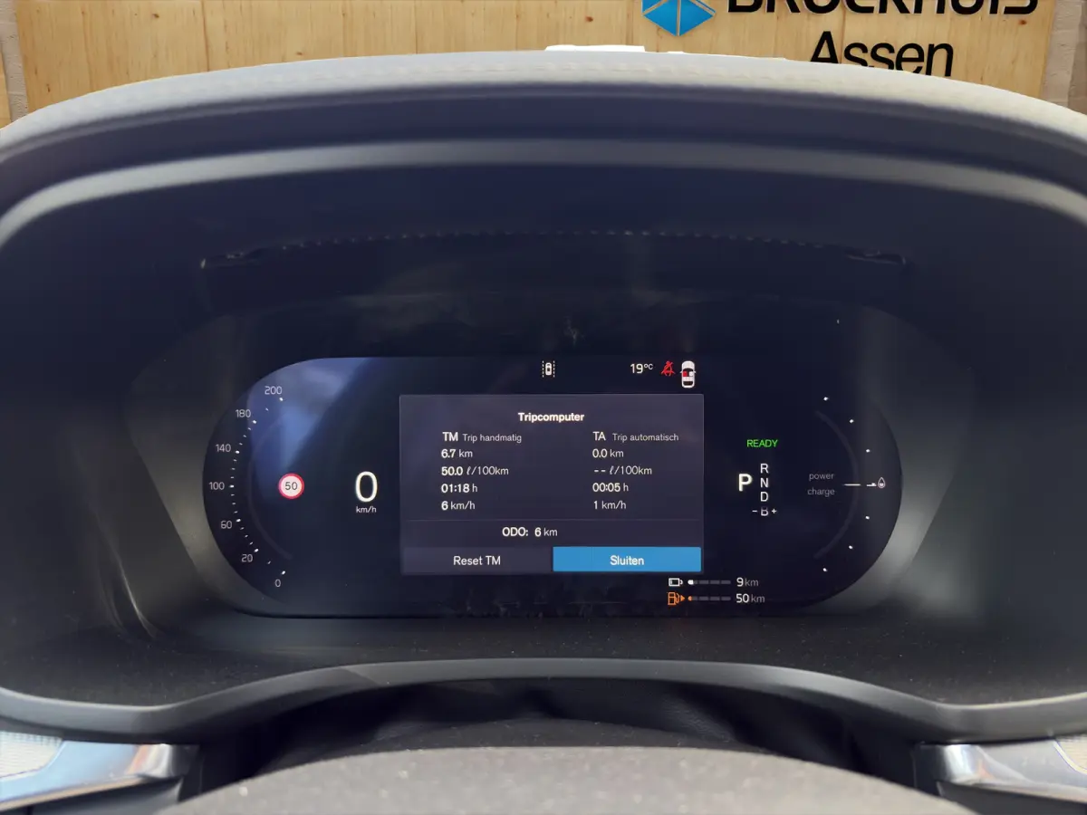 2.0 T6 Plug-in hybrid AWD Ultra Dark | Bower & Wilkins | Massage stoelen voor | 360 Camera | Schuifkanteldak | 19inch velgen |