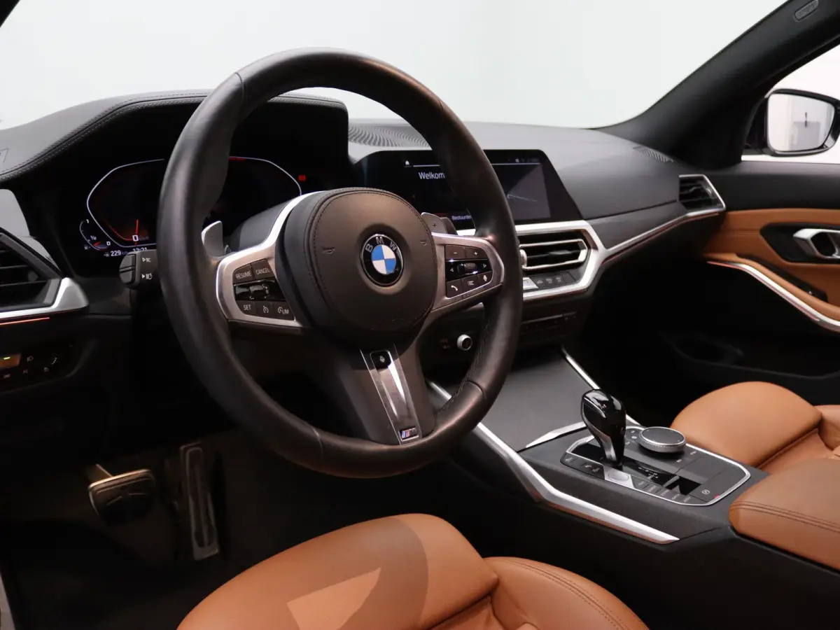 375pk M340i xDrive Executive Apple Carplay/Android Auto | Climate