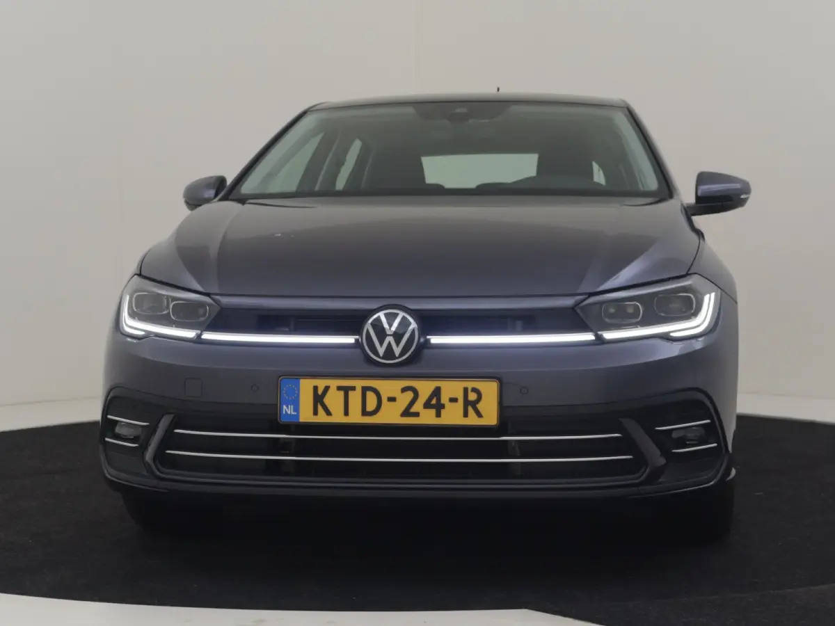 1.0 TSI Life Edition l IQ Light l Matrix LED l Dodehoek Assistent l Elektr. Inklap. Spiegels l Parkeersensoren l Groot Digital Dash l Cruise contr Adapt | Climate contr | 16"LMV