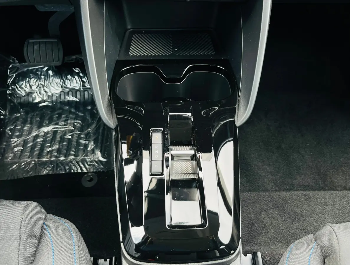 Plus 113pk Comfort Range 44 kWh 8 jaar garantie | Cruise control | Airco | Apple carplay & android auto