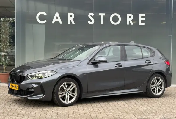 118i Aut M Sport Navi|Leder|Carplay|Dealer Onderhouden
