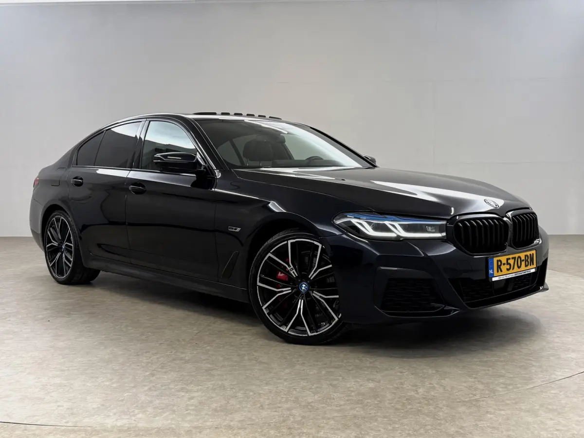 520e Business Edition Plus M-Sport | Pano | Virtual | HuD | BMW Laser | 360° | Memory | Sfeer | Carplay