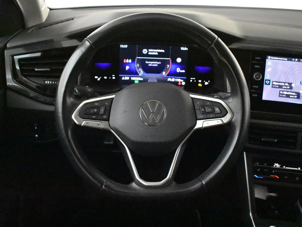 1.0 TSI Life 95Pk DSG/AUTO | Achteruitrijcamera | Cruise control adapt | Climate control | Stoelverw |  Keyless | Parkeersensoren | Navi | LED | DAB | 16"LMV