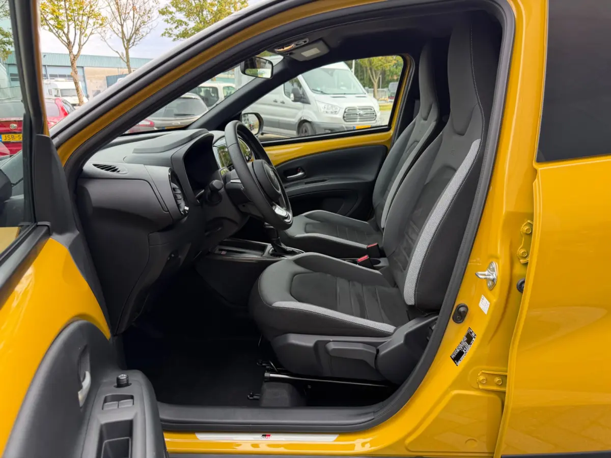 GR Sport 115 Hybride, Nieuw & direct leverbaar!
