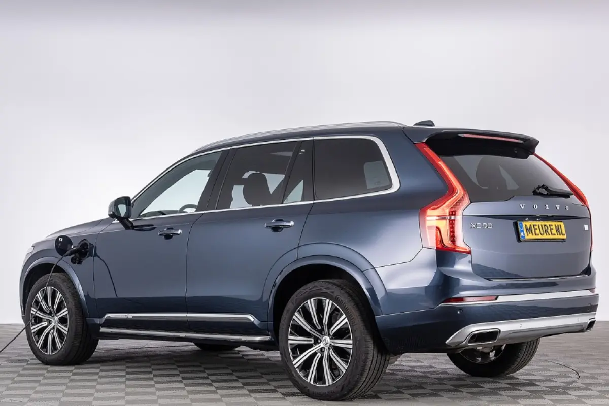 T8 AWD Recharge Inscription | LUCHTVERING | LEDER | PHEV | PANORAMA