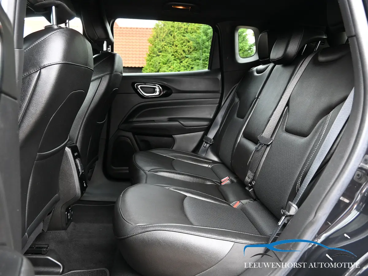 4xe 190 Plug-in Hybrid Limited Business