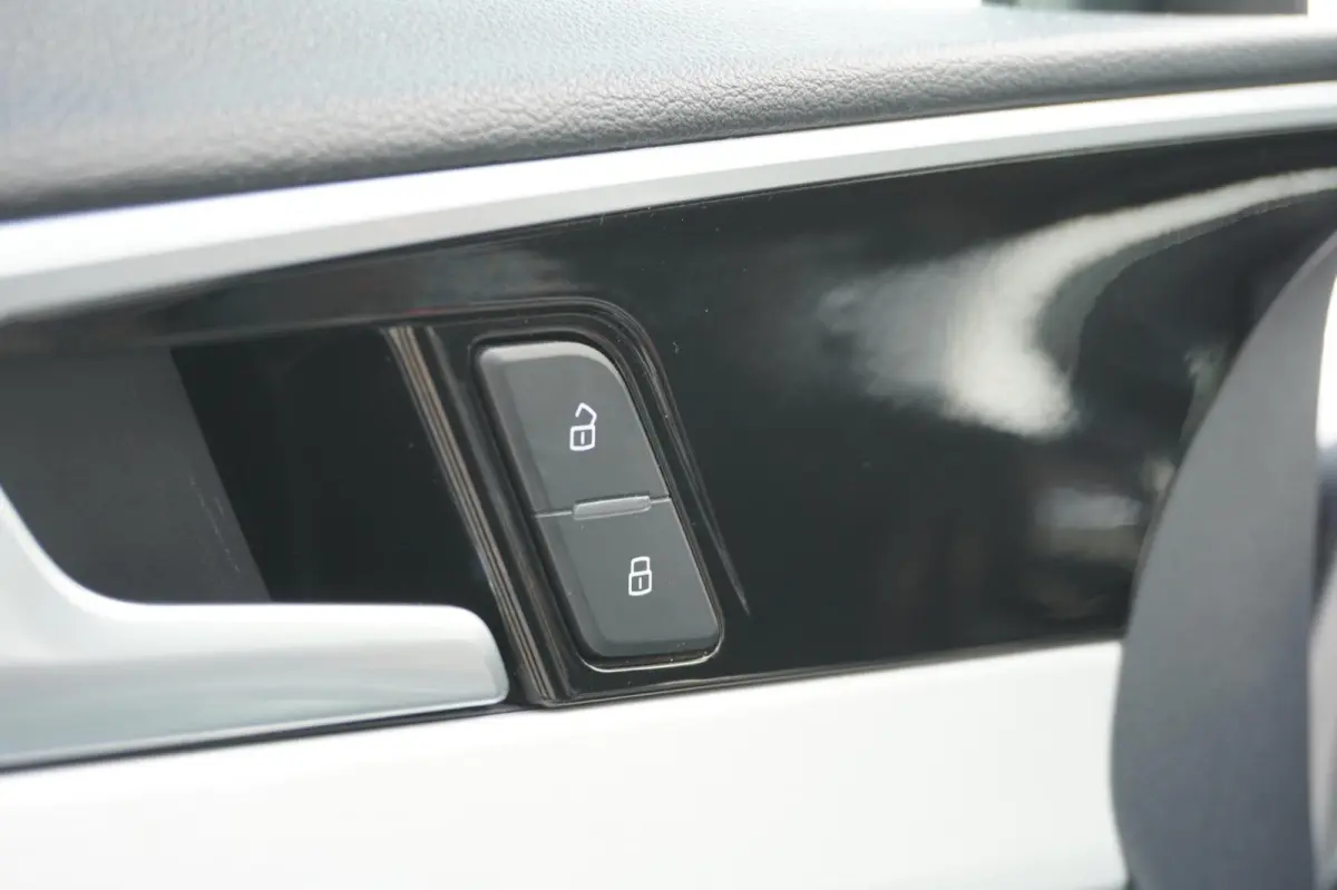 35 TFSI Launch edition Sport | Airco | Virt. cockpit | Vol opties | Elek. pakket | PDC | Dealerauto | Inruil moge
