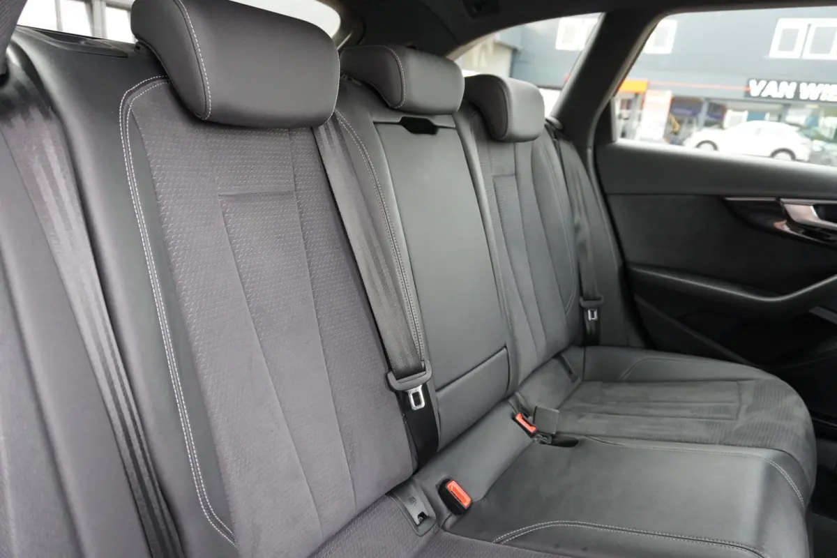 35 TFSI S edition Automaat | Navigatie | CarPlay | Camera | Trekhaak | Inruil mogelijk