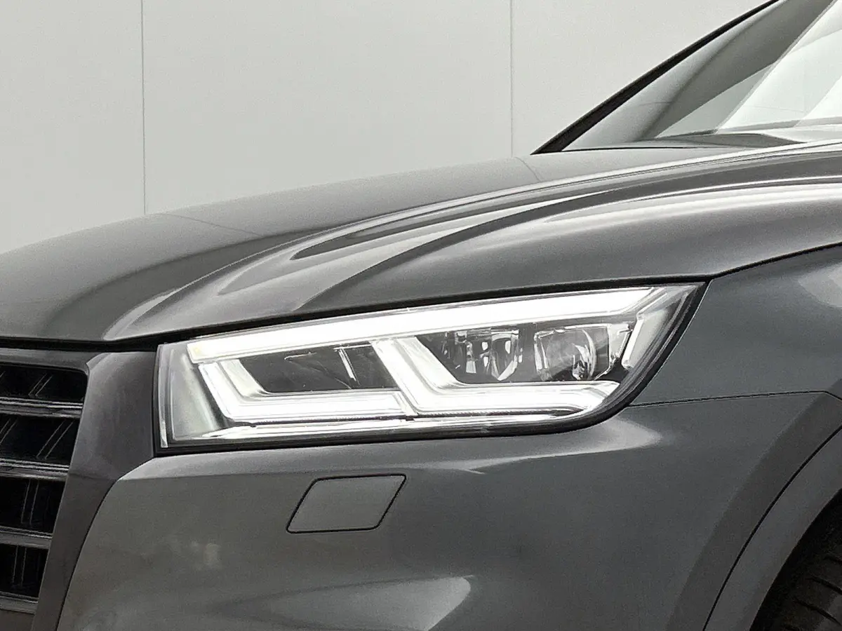 SQ5 3.0 TFSI quattro Pro Line Plus 354 PK | Panoramadak | Bang & Olufsen Sound System | Trekhaak | Dodehoekdetectie | Camera | Stoelverwarming | Optiekpakket zwart |