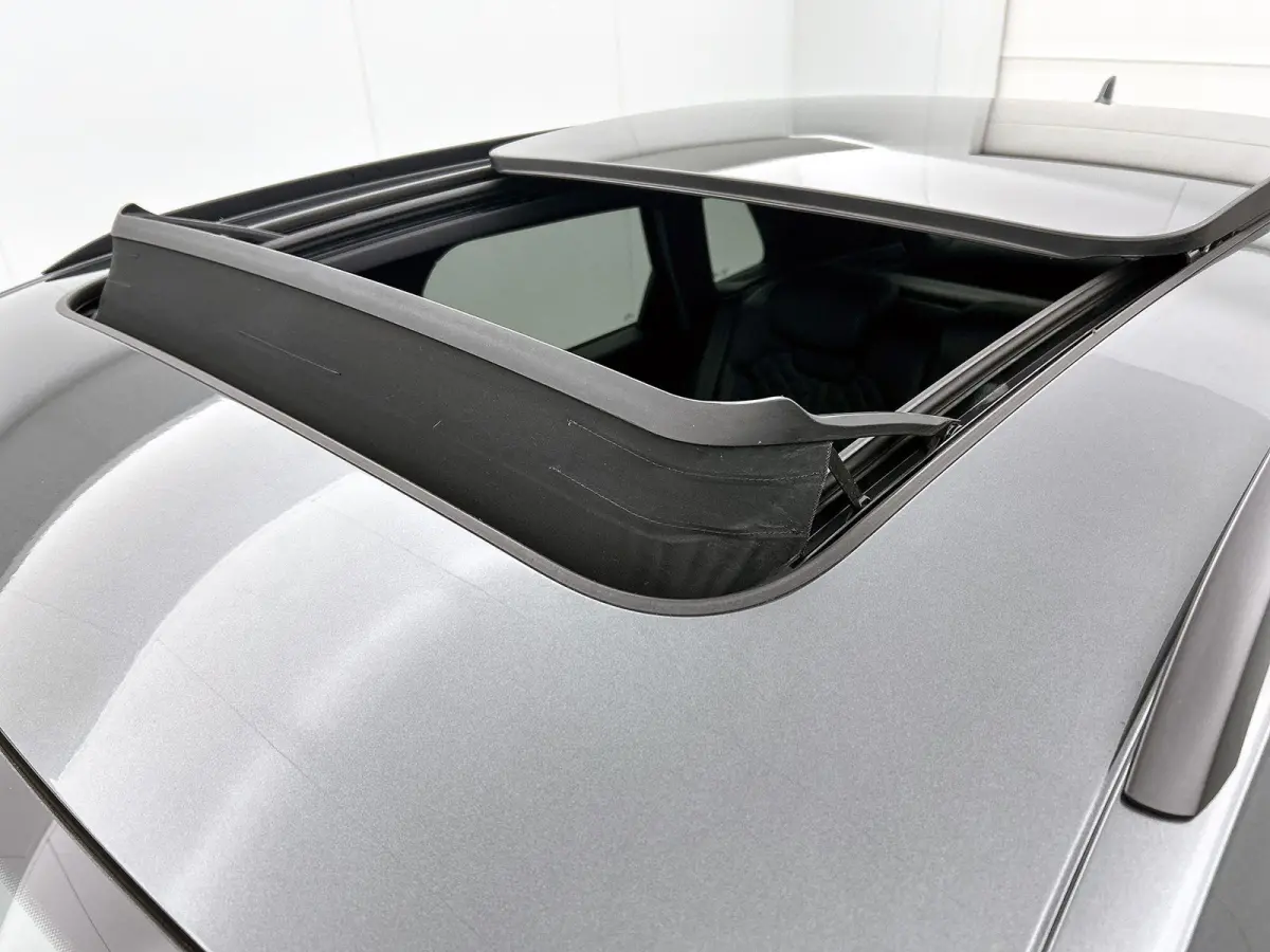 SQ5 3.0 TFSI quattro Pro Line Plus 354 PK | Panoramadak | Bang & Olufsen Sound System | Trekhaak | Dodehoekdetectie | Camera | Stoelverwarming | Optiekpakket zwart |