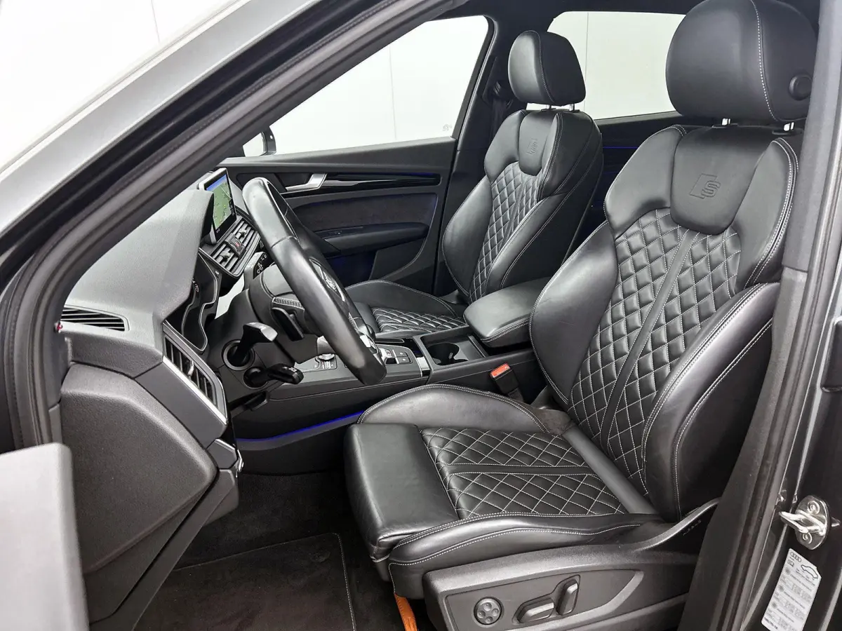 SQ5 3.0 TFSI quattro Pro Line Plus 354 PK | Panoramadak | Bang & Olufsen Sound System | Trekhaak | Dodehoekdetectie | Camera | Stoelverwarming | Optiekpakket zwart |