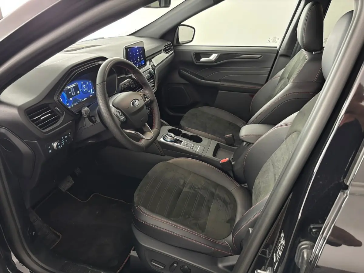2.5 PHEV ST-Line X | B&O | Half LEDER | NAVI | ECC